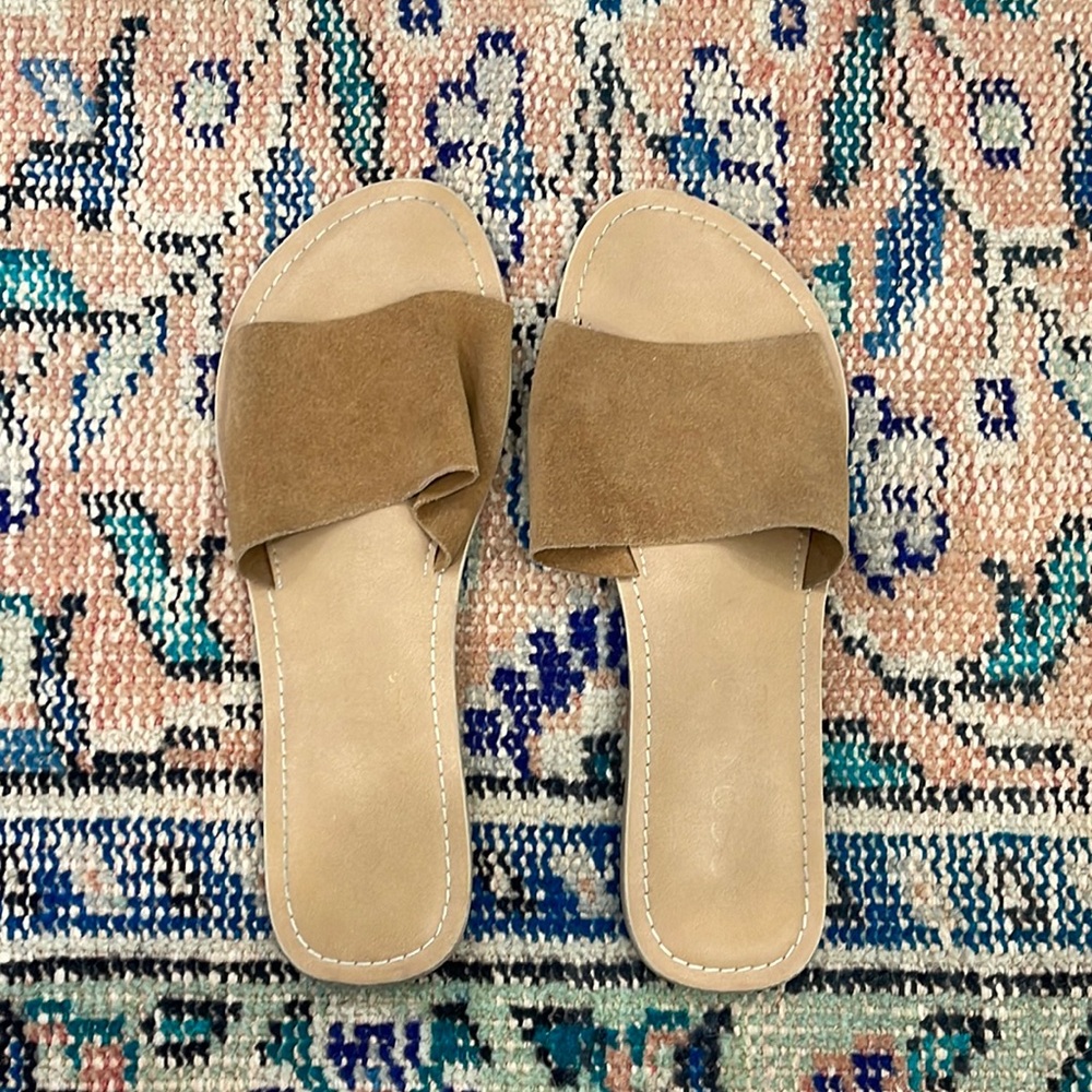 Camel suede slides